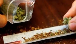 Թմրամոլները՝ «Օպել Աստրա Ջի» ավտոմեքենայով